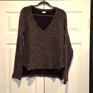 Splendid V Neck Sweater